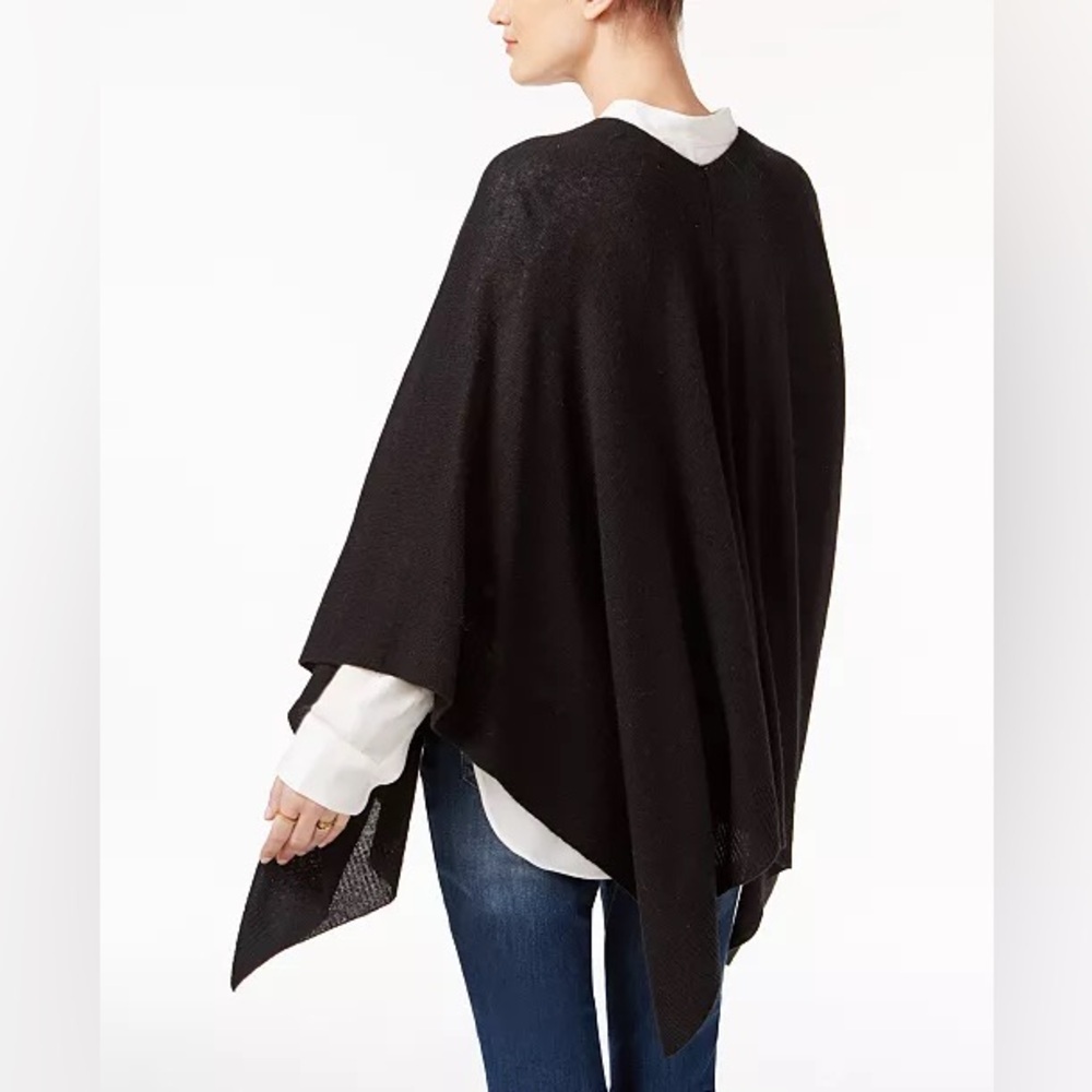 Cashmere Charter Club
Cashmere Wrap - Picture 2 of 10
